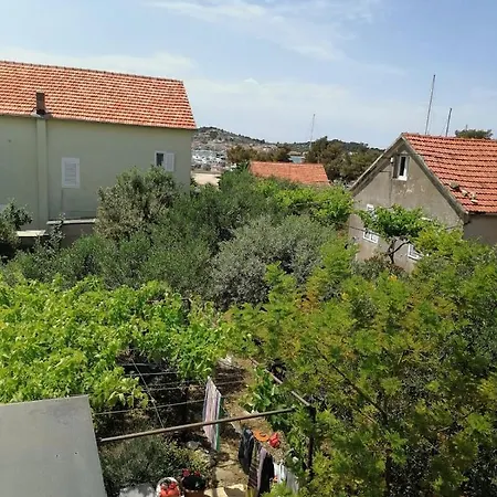 Apartment Apartman Lucija Murter
